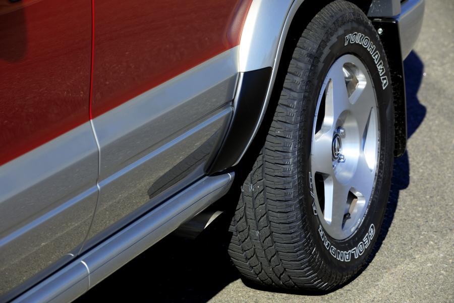 Детали экстерьера Acura Super Handling SLX 2019 года  (фото 6 из 22)